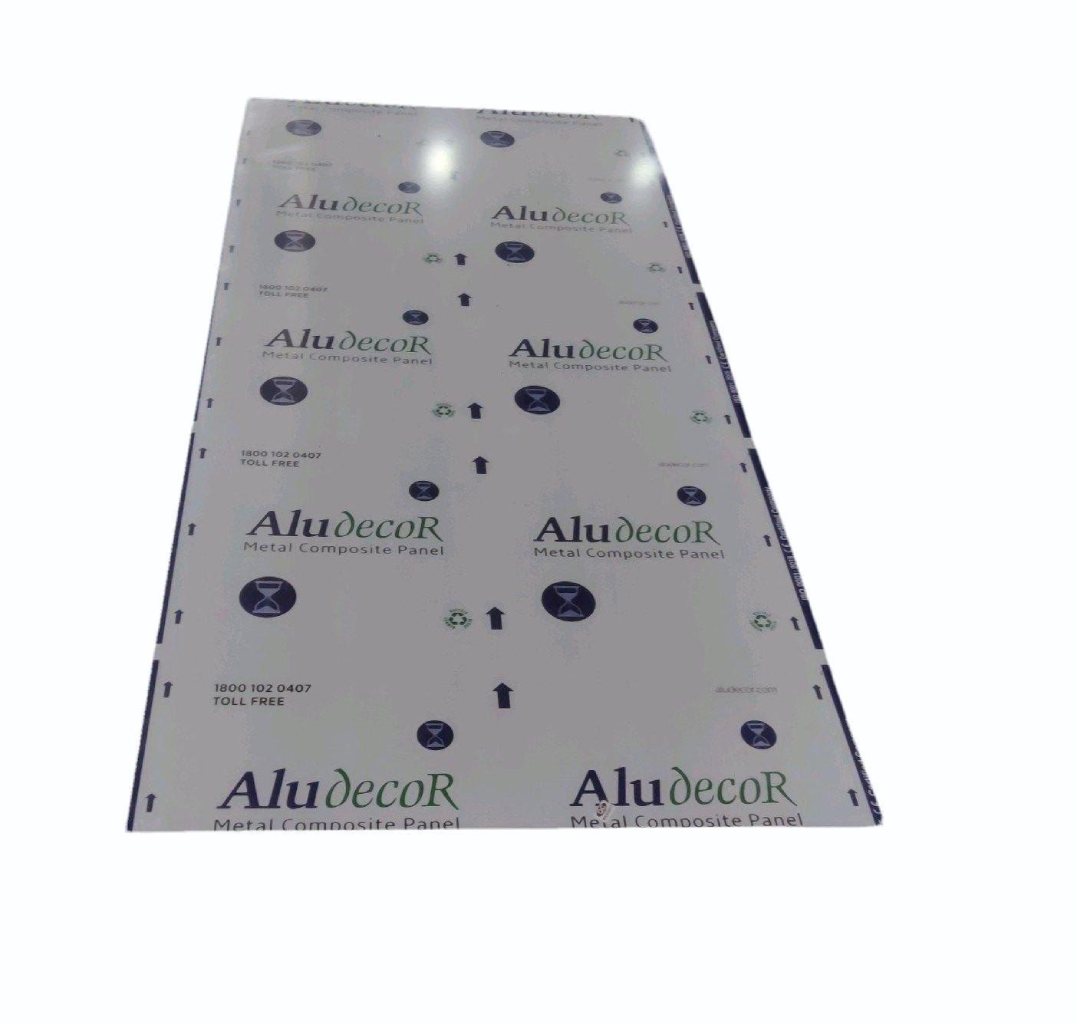 d9050de5-2b17-4a60-9f8f-639d2bb7fe82